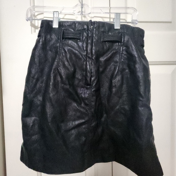 Free People Payton Faux Black Leather Mini Skirt Size 4 - Picture 7 of 9